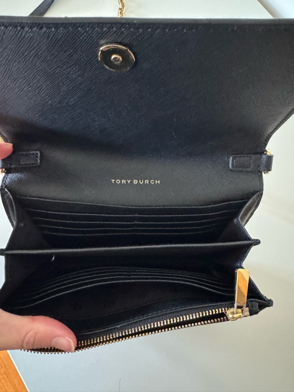 Tory Burch Black Leather Crossbody with Gold Chain - Picture 4 of 4